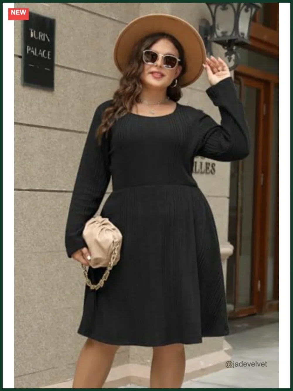 Plus Size Midi Swing Dress with Pockets, Long Sleeve Scoop Neck Ribbed Knit